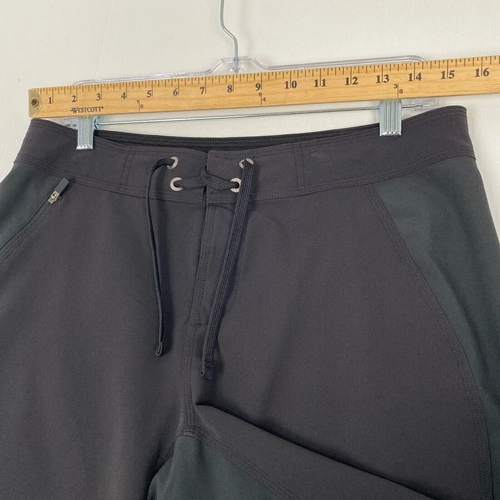 The North Face Mens Size 32 Shorts Black Pockets Adjustable‎ Waist Low Rise